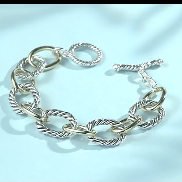 Designer style Gold and Silver Link Bracelet - Picture 3 of 3